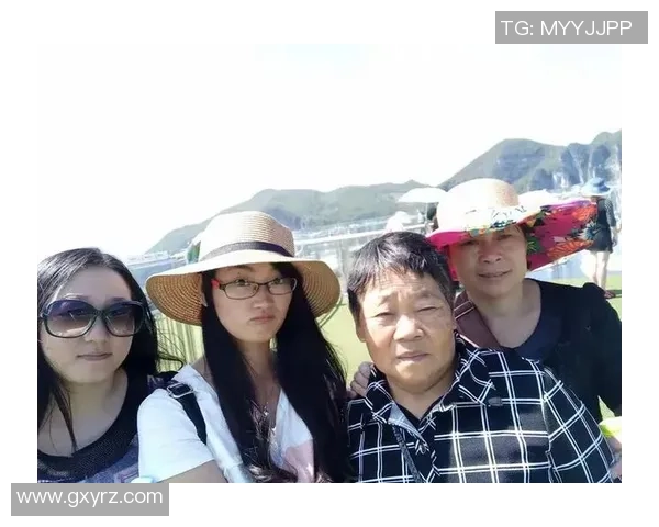 足球巨星心系家园与他人 温暖世界的感人故事与传承 足球巨星心系家园与他人 温暖世界的感人故事与传承